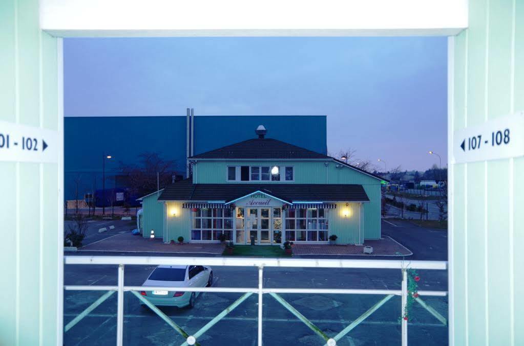 Premiere Classe Coignieres Exterior photo