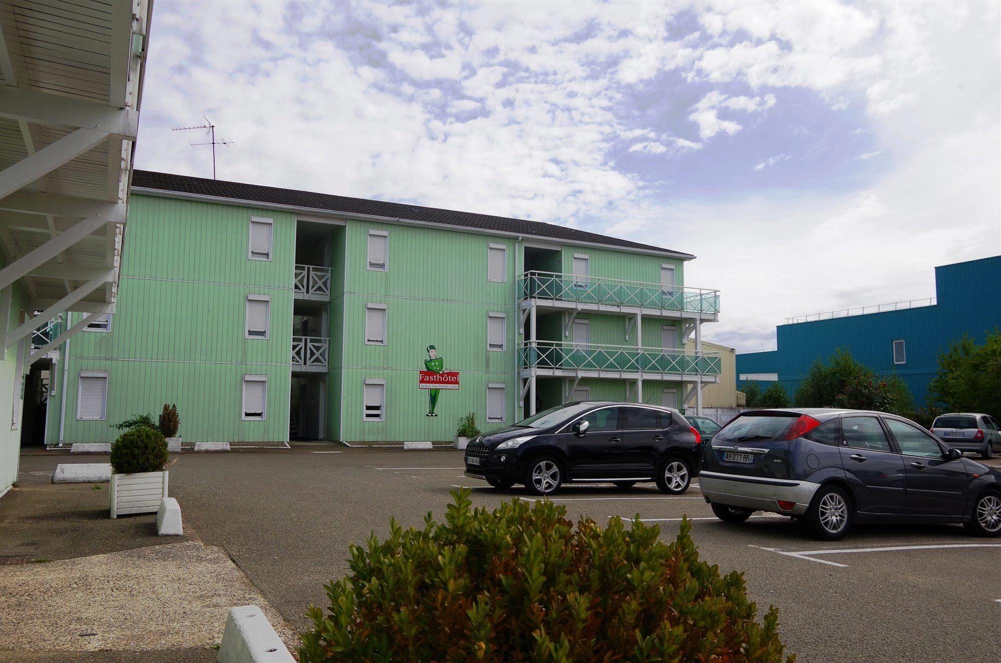 Premiere Classe Coignieres Exterior photo