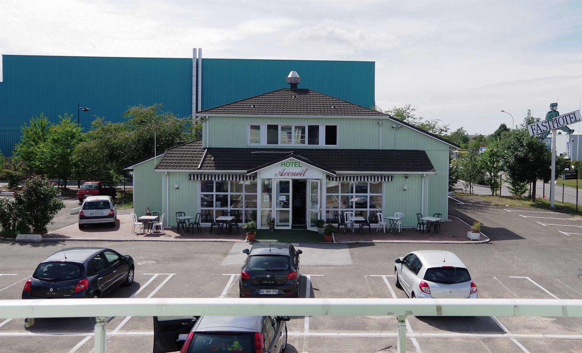 Premiere Classe Coignieres Exterior photo