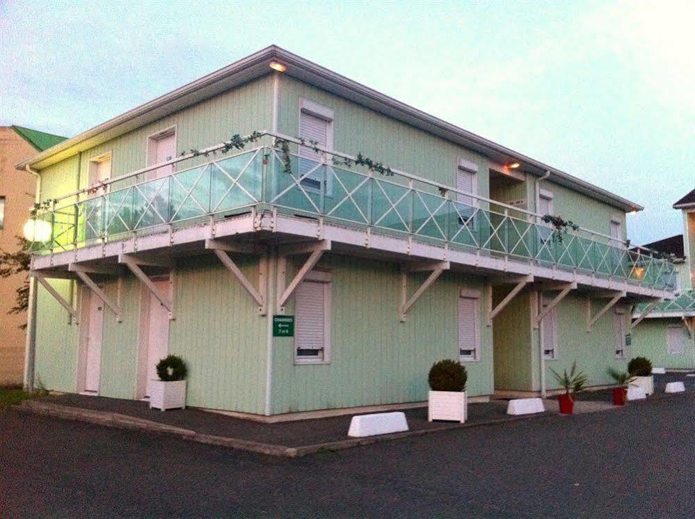 Premiere Classe Coignieres Exterior photo